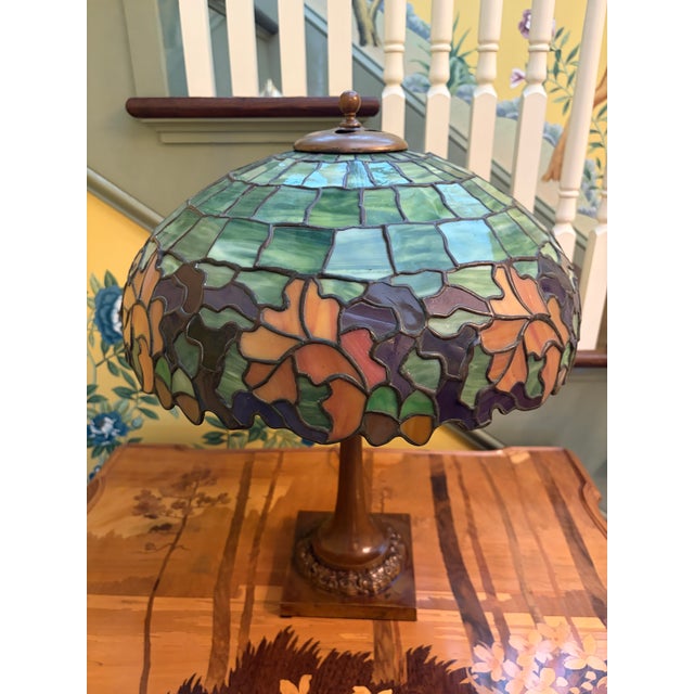 Early 20th Century Duffner and Kimberly Acorn Stained Glass Table Lamp For Sale - Image 12 of 12