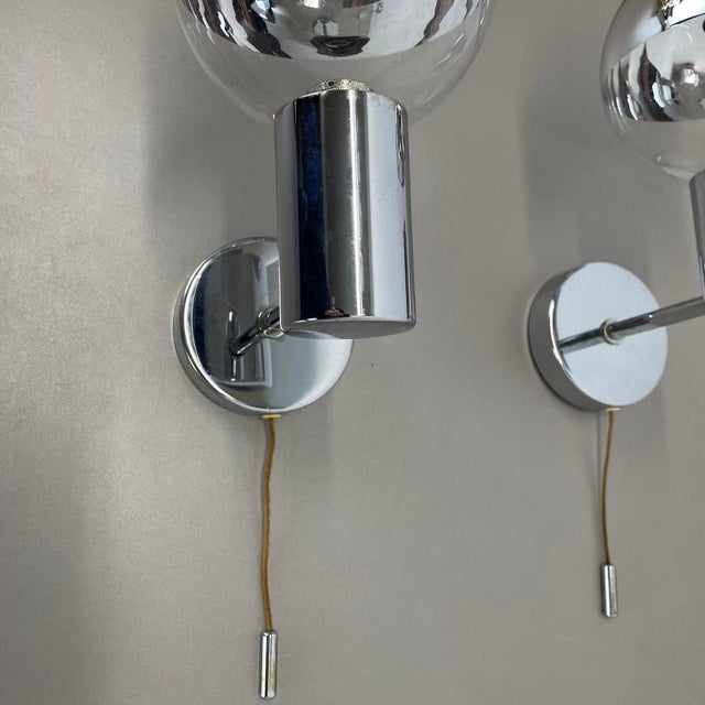 Metal Set of Silver Cubic Wall Lights by Motoko Ishii for Staff Lights, 1970s, Set of 5 For Sale - Image 7 of 18