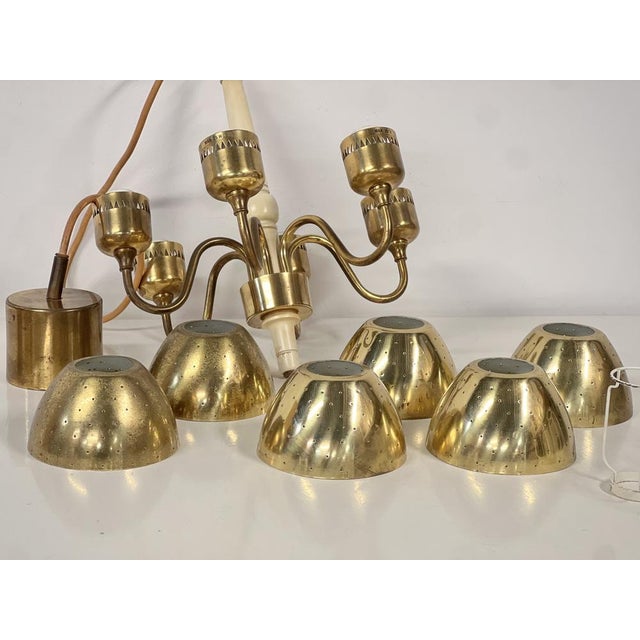 T 526 Chandelier in Brass and Wood Markaryd by Hans-Agne Jakobsson for Hans-Agne Jakobsson Ab Markaryd, 1960s For Sale - Image 11 of 12