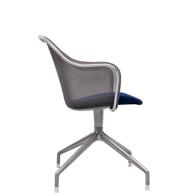 Italian Iuta Swivel Chair by Antonio Citterio for B&B Italia, 2000 For Sale - Image 3 of 14