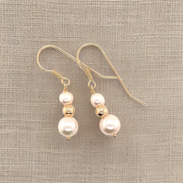 Metal Akoya Pearl Earrings 14 Karat Gold Certified For Sale - Image 7 of 17