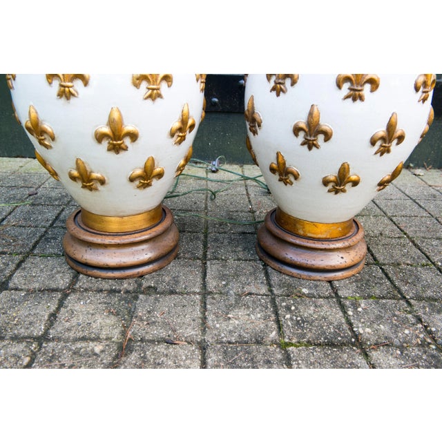 1960s Large Ceramic Fleur De Lis Lamps - A Pair For Sale In New York - Image 6 of 13
