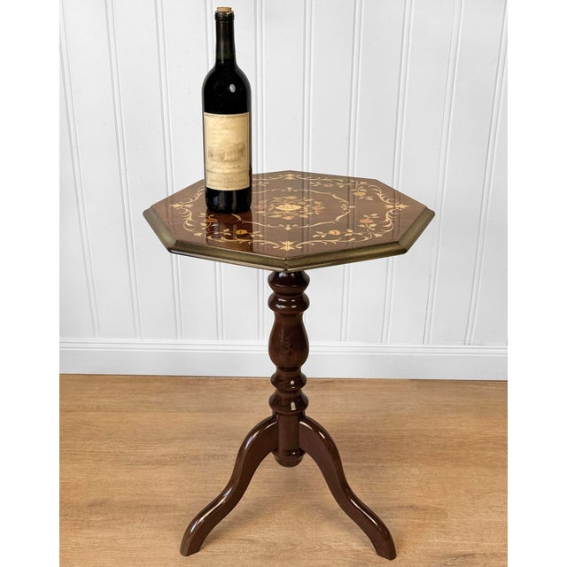 Rococo Vintage Italian Rococo Floral Marquetry Fruitwood Octagonal Side Table For Sale - Image 3 of 9