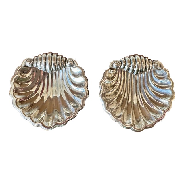 Mid 20th Century Pair of Silver Shell Form Dishes For Sale