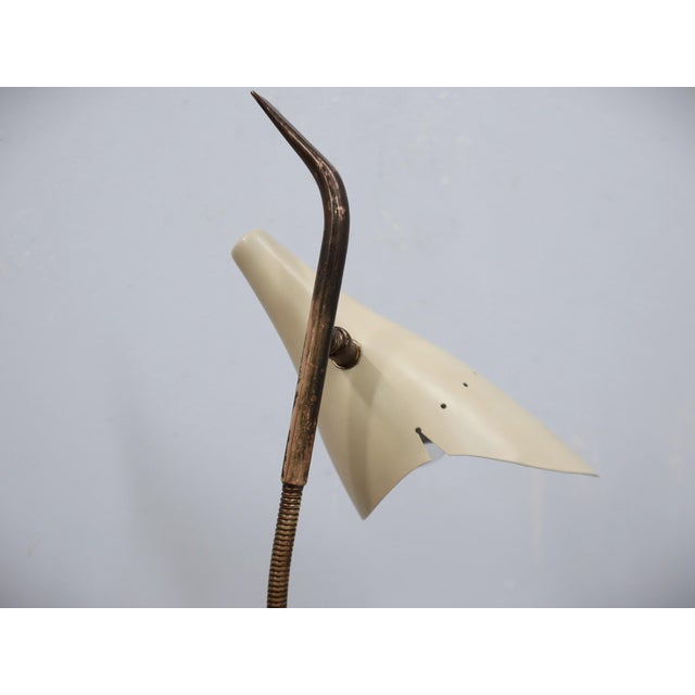 Cream Italian Brass and Marble Table Lamp by Oscar Torlasco for Lumen, 1950s For Sale - Image 8 of 14