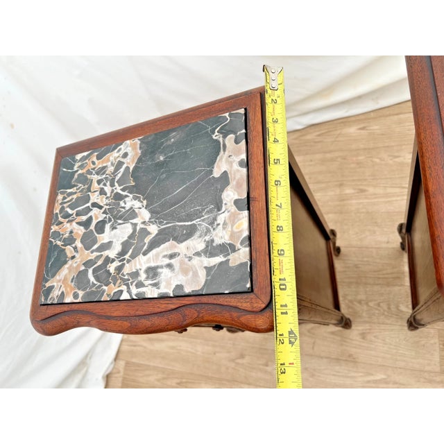 Antique Pair of French Nightstands Bedside Tables Five Hand Carved Drawers For Sale - Image 11 of 13