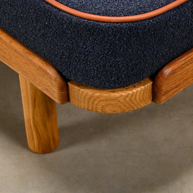 Scandinavian Daybed in Oak and Dark Blue Bouclé Fabric with Leather Accents, 1960s For Sale - Image 12 of 15