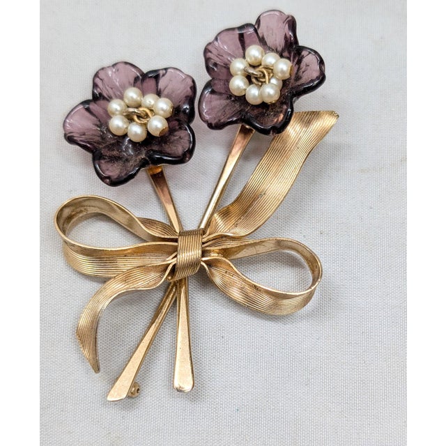 Vintage 1950s Signed Napier Purple Glass & Faux-Pearls Floral Spray Brooch For Sale In Philadelphia - Image 6 of 7