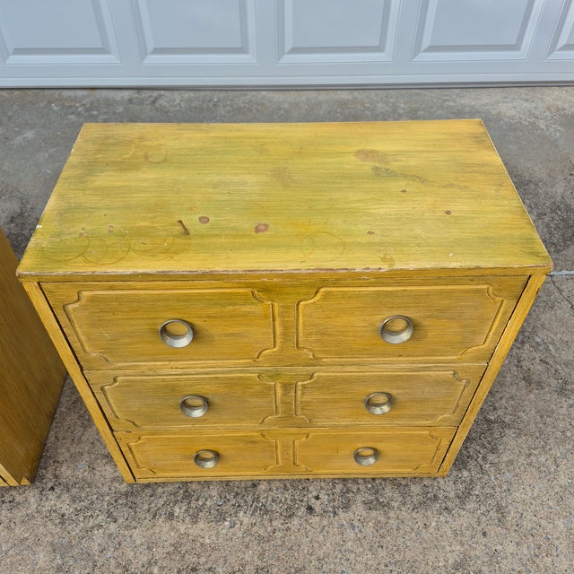 Mid 20th Century Mid 20th Century y 3-Drawer Chests Dressers Night Stands, Manner Dorothy Draper & T.H. Robsjohn-Gibbings - A Pair For Sale - Image 5 of 14