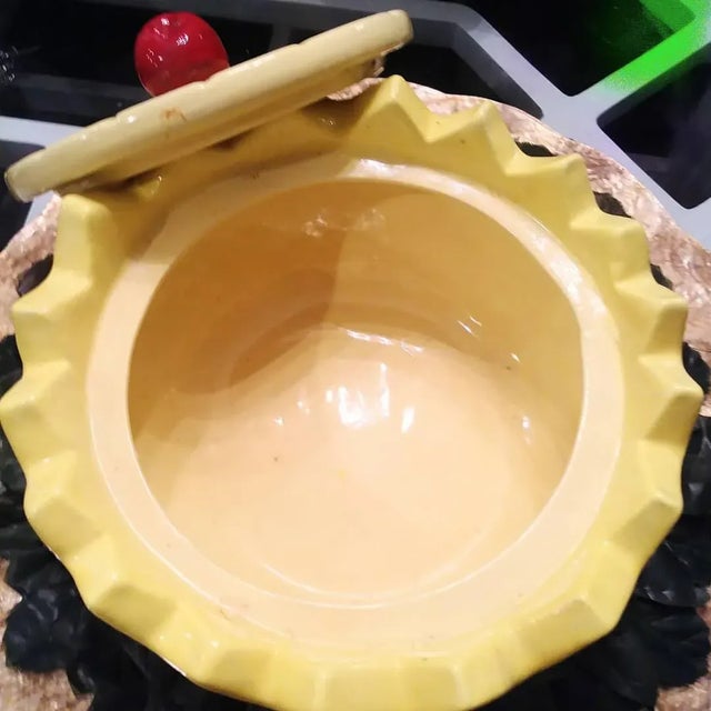 A fun whimsical vintage large grapefruit design serving bowl marked 1977. The bowl is the cutest with a cut jagged edge,...