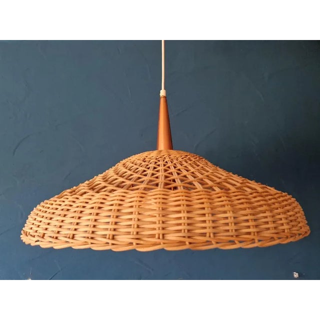 1970s Modern Hanging Lamp in Copper and Rattan, 1970s For Sale - Image 5 of 7