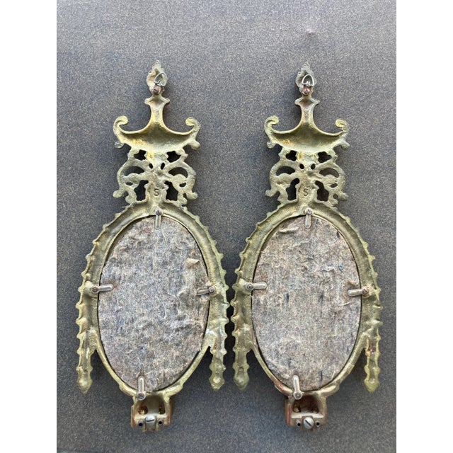 Metal Antique Vintage Pair of Figural Floral Oval Ornate Wall Crackled Mirrors Rococo Style. For Sale - Image 7 of 8