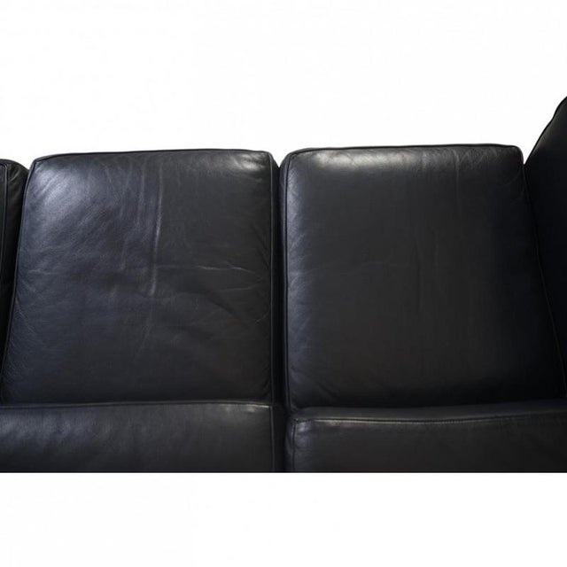 LC2 Three-Seater Sofa in Black Leather from Le Corbusier, 2000s For Sale - Image 12 of 18