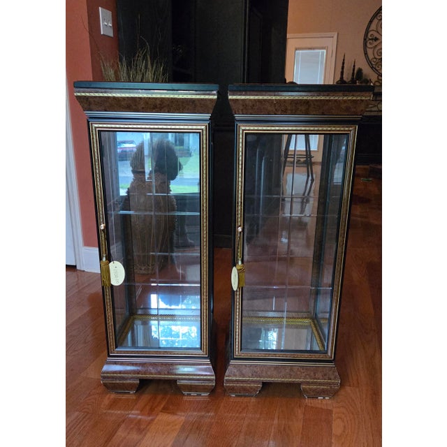 Pair of Vintage Italian Burlwood and Glass Display Cabinets For Sale - Image 4 of 9