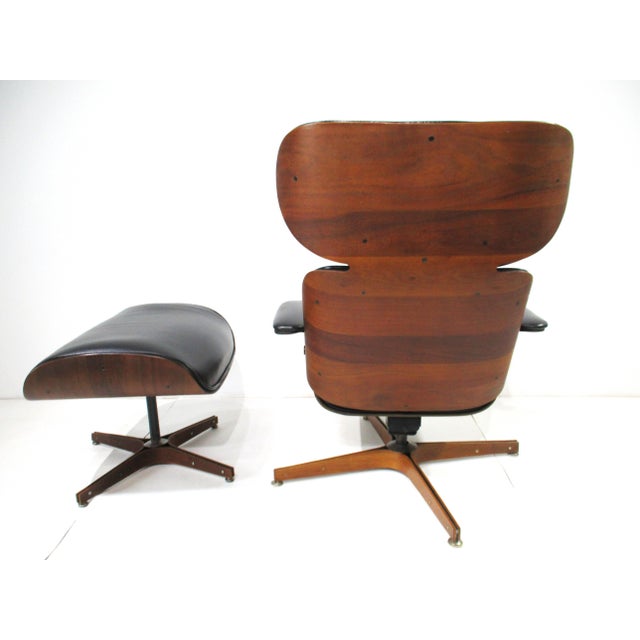 Mid 20th Century Mr. Chair Walnut Lounge Chair by George Mulhauser for Plycraft For Sale - Image 5 of 18