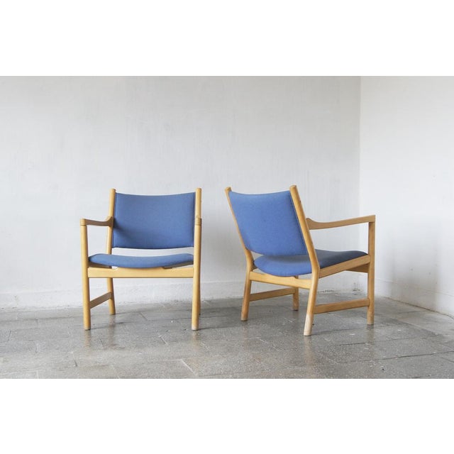 1960s CH52 Armchair by Hans J. Wegner for Carl Hansen & Son For Sale - Image 5 of 11