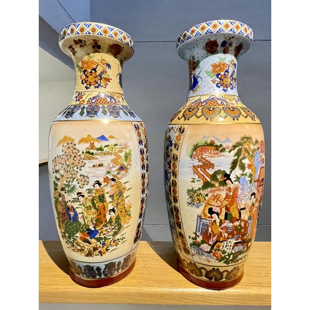 Chinese Vases Depicting Meeting in the Garden, Set of 2 For Sale - Image 11 of 12