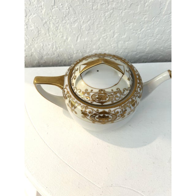 Noritake Mid-Century Noritake 24k Tea Set, Service for 4 For Sale - Image 4 of 9