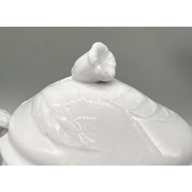 Burgess & Leigh Antique English Ironstone Covered Sauce Tureen by J & J Edwards – Fenton Pattern - Victorian, Farmhouse, Cottagecore For Sale - Image 4 of 16