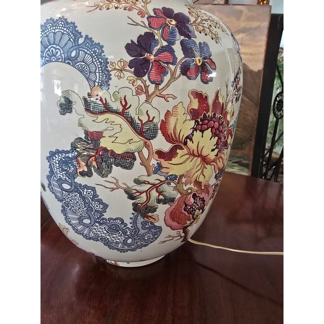 Cream 1970s Mid Century Modern Designer Signed Bulbous Lamp For Sale - Image 8 of 9