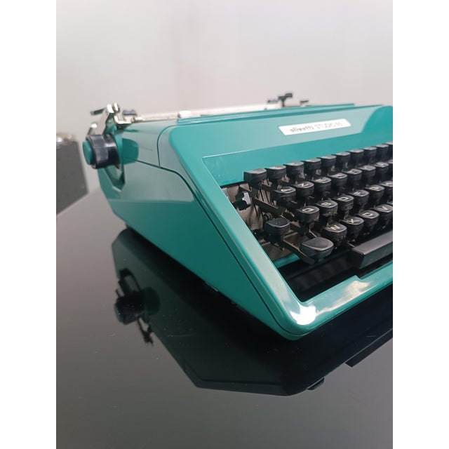 Ettore Sottsass Studio 45 Typewriter by Ettore Sottsass for Olivetti, 1967 For Sale - Image 4 of 18