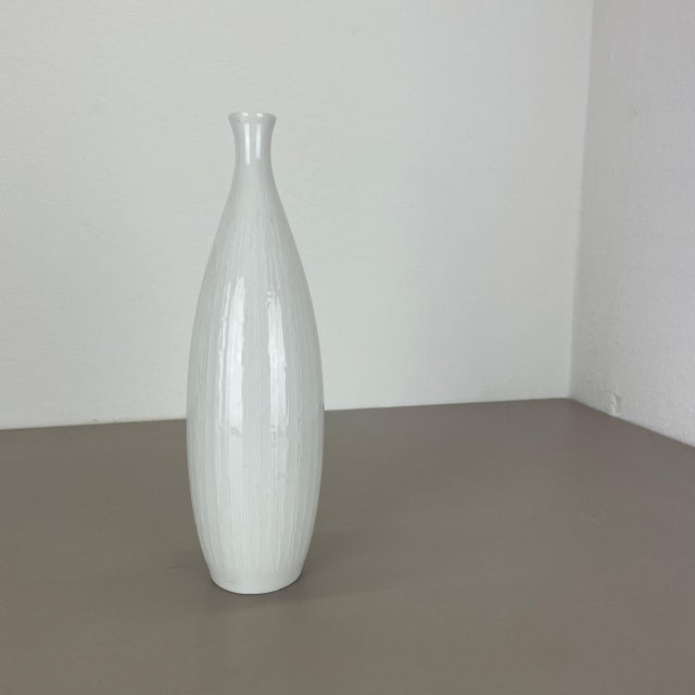 Large German Op Art Vase Vase from Heinrich Fuchs, 1970s For Sale - Image 3 of 17