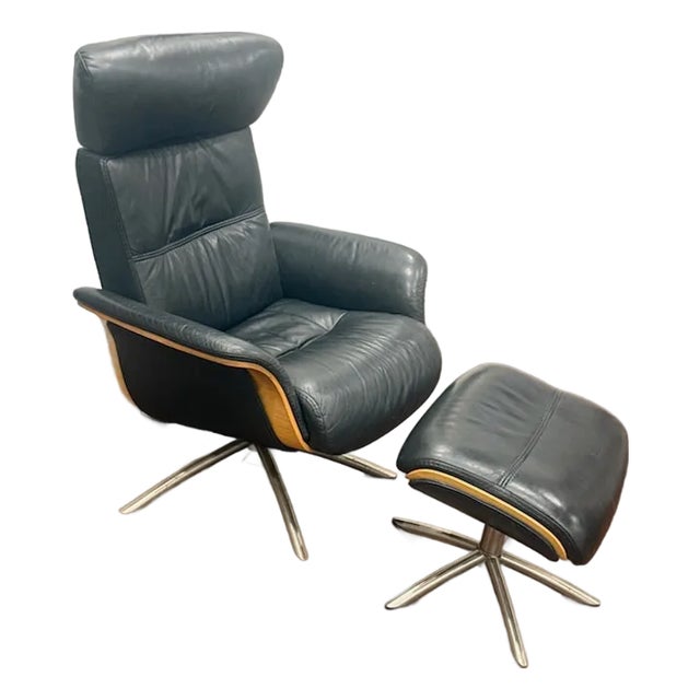 Img Space 5300 Ergo-Tilt Leather Recliner (T401 Tuxedo/Oak) For Sale