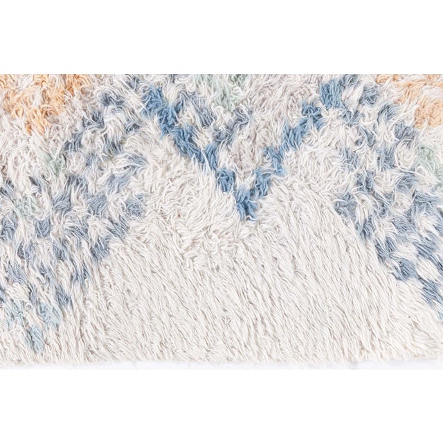 Mid-Century Modern Doris Leslie Blau Vintage Scandinavian Geometric Cream Hand-Knotted Rug Pile For Sale - Image 3 of 9