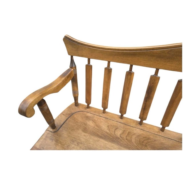 Wood 1960s Rockingham Maple Colonial Cattail Deacon's Bench Farmhouse For Sale - Image 7 of 17