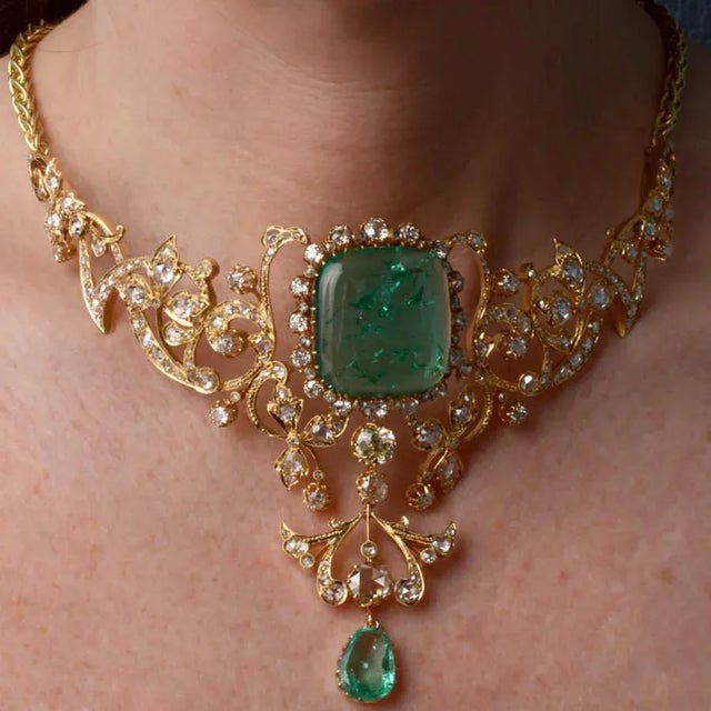 A museum-quality Belle Époque emerald and diamond necklace, GIA certified (Report #5221495601), handcrafted circa 1900 in...