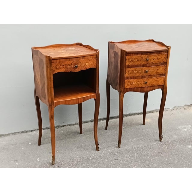 Late 19th Century Pair of French Louis XV Style Rosewood Side Tables Nightstands by Haentges Freres For Sale - Image 10 of 15
