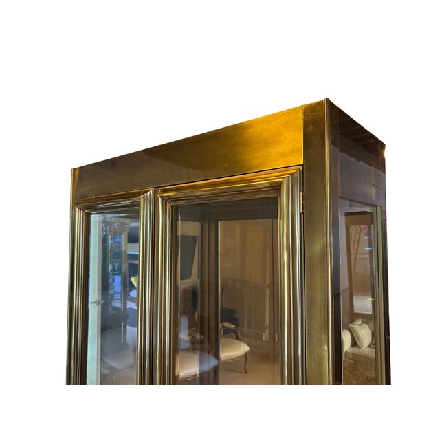 Hollywood Regency 1970s Mastecrcraft Hollywood Regency Brass and Glass Display Cabinet Set, A Pair For Sale - Image 3 of 5