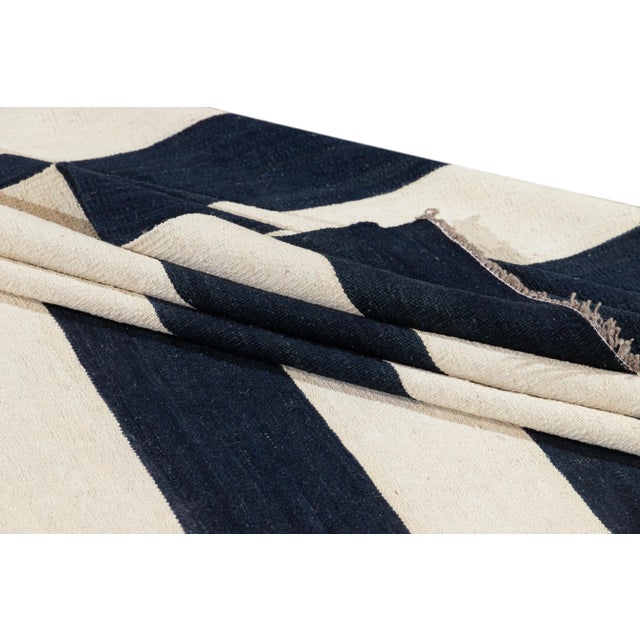 Large 21st Century Modern Flat-Weave Kilim Rug For Sale - Image 4 of 11