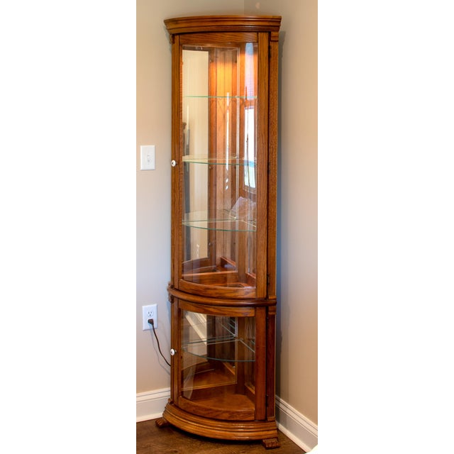 Vintage-Style Tall Oak Curio Display Cabinet W/ Illuminated Glass Shelves, Magnetic Doors & Antique Brass Knobs For Sale - Image 16 of 18