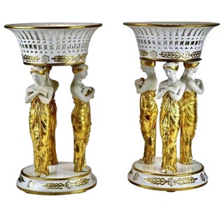 19th Century Paris Porcelain Neoclassical Corbeille or Centrepieces- A Pair For Sale