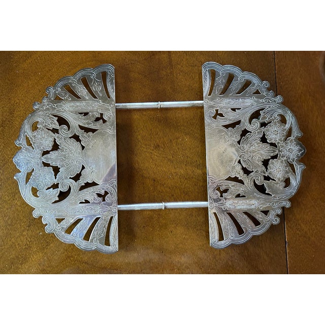 Wallace Silversmiths Vintage Wallace Plate Adjustable Hot Plate Trivet For Sale - Image 4 of 4