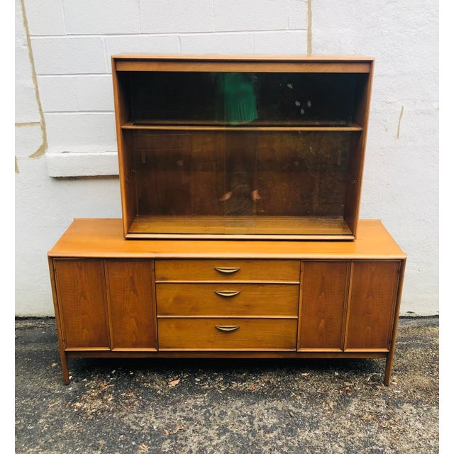 Vintage Drexel Parallel Collection Two Piece Display Hutch For Sale - Image 9 of 9