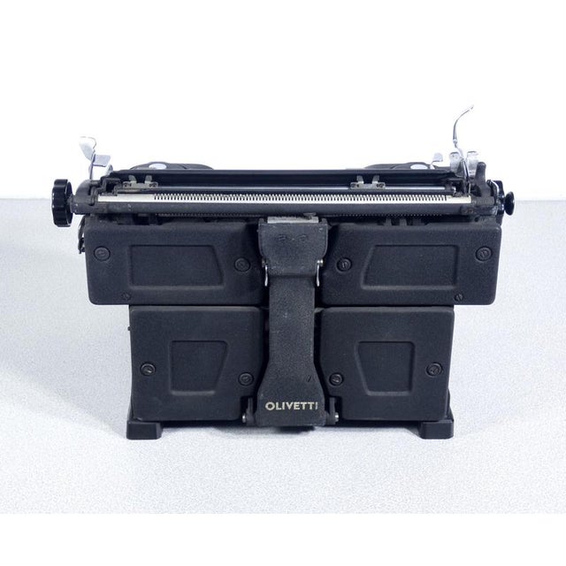 M40 Typewriter from Olivetti, 1930s For Sale - Image 11 of 18