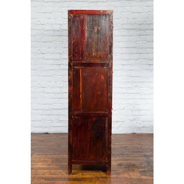 19th Century Chinese Qing Dynasty Red Lacquer Butterfly Décor Cabinet For Sale In New York - Image 6 of 13