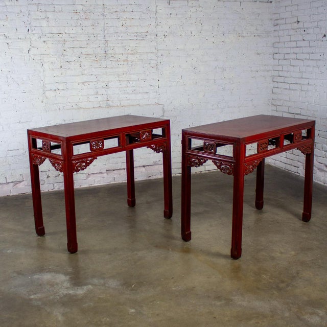 Early 19th to 20th Century Chinese Hongmu Pair of Alter or Console Tables or Center Table For Sale - Image 9 of 18
