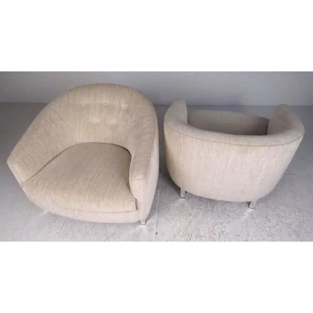 Modern Barrel Back Lounge Chairs in the Style of Milo Baughman For Sale - Image 3 of 9