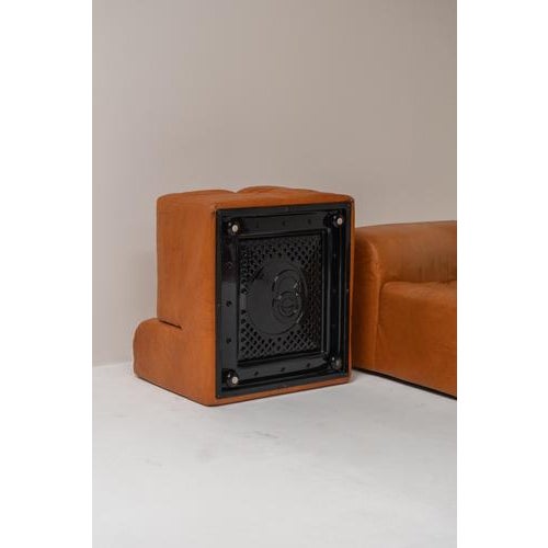 Ipercubo Lounge Chairs in Cognac Leather by Jonathan De Pas, Italy, 1970s, Set of 3 For Sale - Image 13 of 15