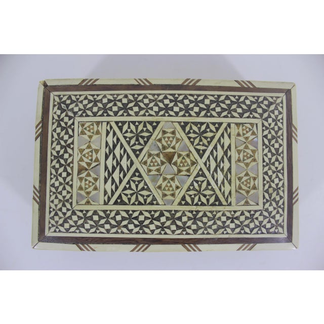 Wood Early 20th Century Vintage Mother of Pearl and Bone Inlay Box Hinged Lid Wood Box For Sale - Image 7 of 10