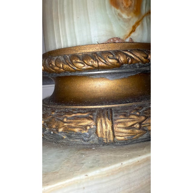 Early 20th Century Neoclassical Green Onyx Pedestal With Rotating Top For Sale - Image 5 of 8