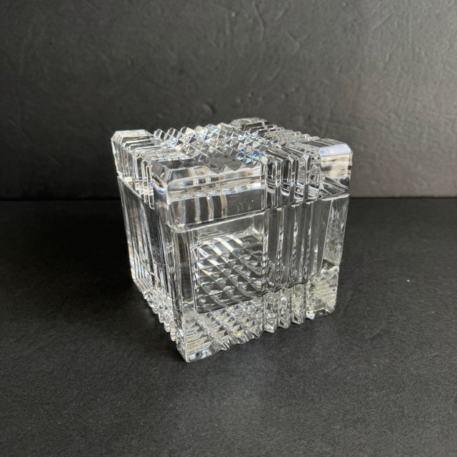 Vintage Crystal Trinket Box Faceted Cube Decorative Vanity Box A stunning trinket box, beautifully cut with a heavy nice...