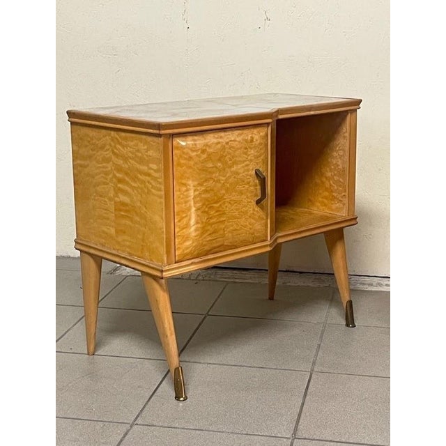 Wood Italian Bedside Tables in Birch Burl and Glass, 1950s, Set of 2 For Sale - Image 7 of 18