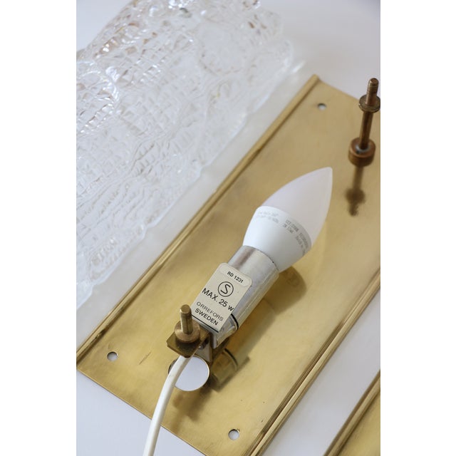 Orrefors Glass and Brass Wall Lights by Carl Fagerlund for Orrefors, 1960s, Set of 2 For Sale - Image 4 of 18
