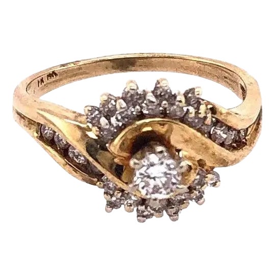 14 Karat Yellow Gold Engagement Ring 0.55 Total Diamond Weight For Sale