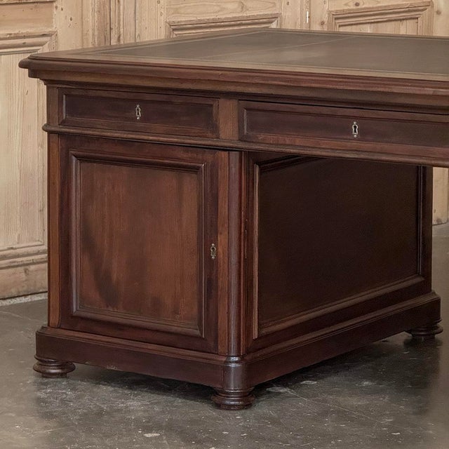 19th Century French Louis Philippe Period Executive Leather Top Mahogany Desk For Sale - Image 11 of 18