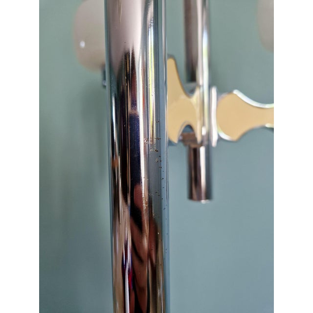 Space Age Chandelier in Chromed Metal and White Opaline Glass by G. Sciolari for Boulanger, 1970s For Sale - Image 12 of 15